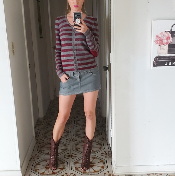 COPY - Guess Jeans Mini Skirt - Picture 4 of 6